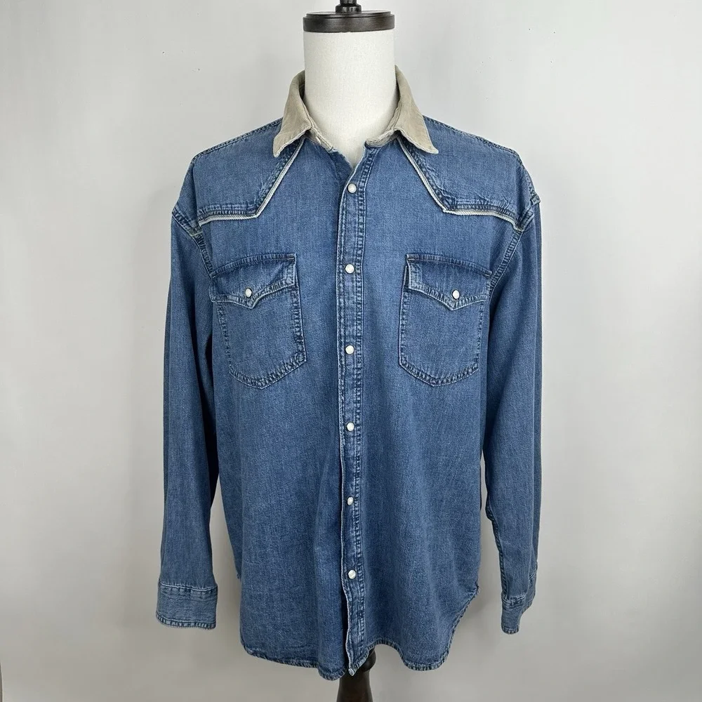 Men's GAP NWT Pearl Snap Denim Shirt XL Medium Wash Corduroy Collar Long‎ Sleeve